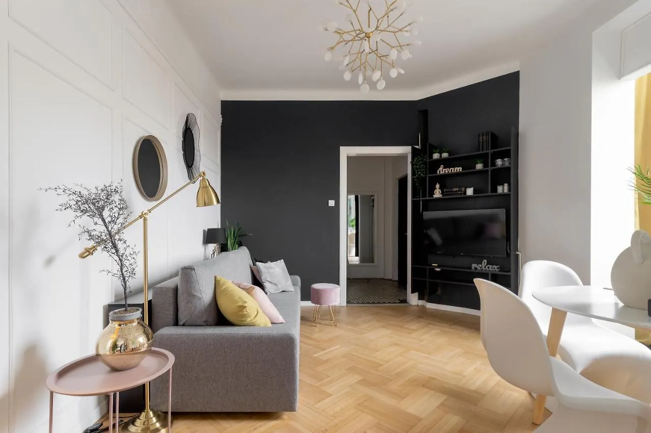 Little Paris By Urbanesq Apartment Bucharest